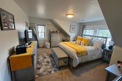 407 Front St #2