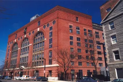 357 Commercial Street #416