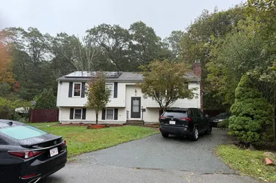 11 Clemens Avenue 1