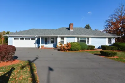 60 Plain St 1
