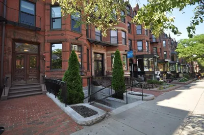 218 Newbury Street #1 1