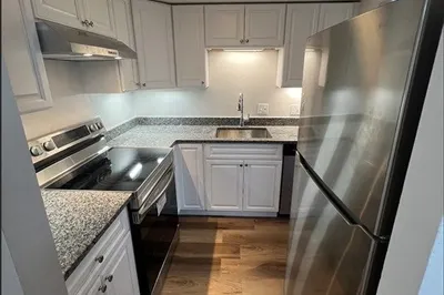 231 Coolidge Ave #414 1