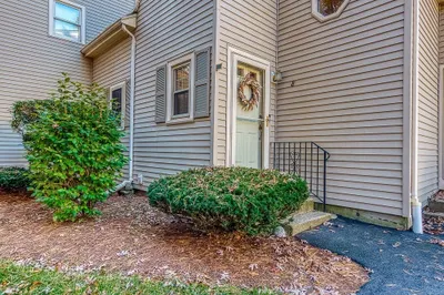 285 E Main St #8