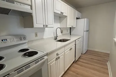 270 Quarry Street #25