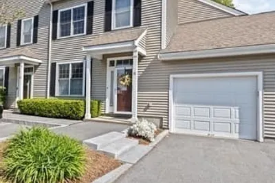 18 Evergreen Cir #18