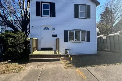 52 Western Ave 1