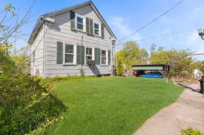 69 Huntington Street