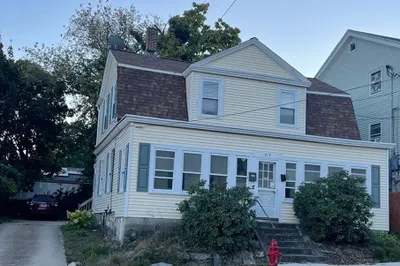 374 University Ave #2