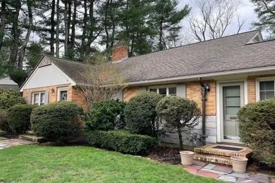 204 Follen Rd
