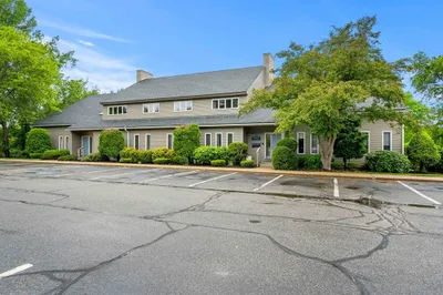 323 Boston Post Rd #3C & 3D 1