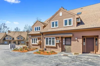 25 Casablanca Ct #25