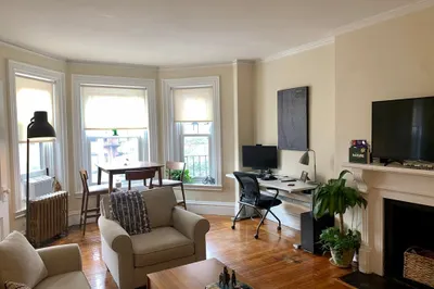 217 Newbuy Street #3