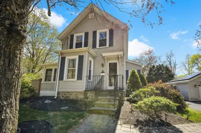 46 Appleton St