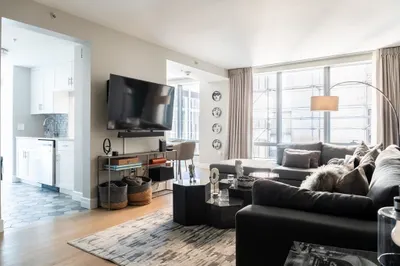 3 Avery Street #604