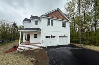 64 Deanna Dr 1