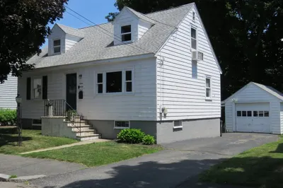 15 Winship St