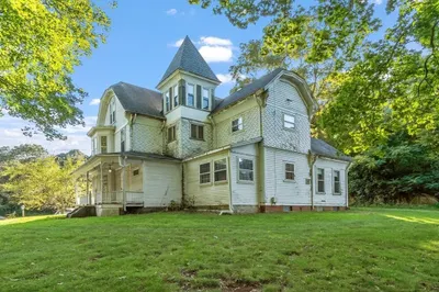 152 Forest Ave 1