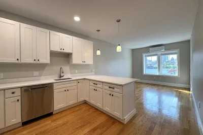 138 Eastern Ave #4