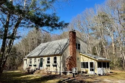 195 Slab Bridge Rd 1