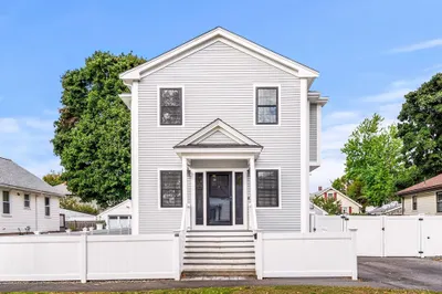 74 Raycroft St 1