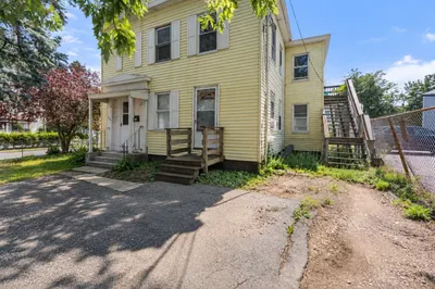 135 Irving St 1