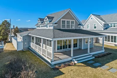 61 Gurnet Rd 1
