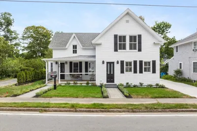 30 Shore St 1