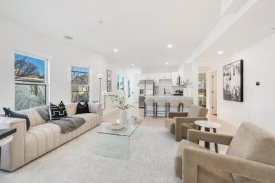 121 Florence Street #2