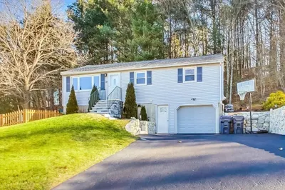 21 Michigan Dr