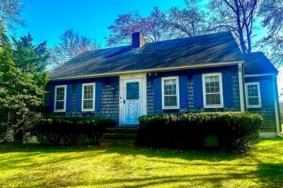 93 Ferry Rd