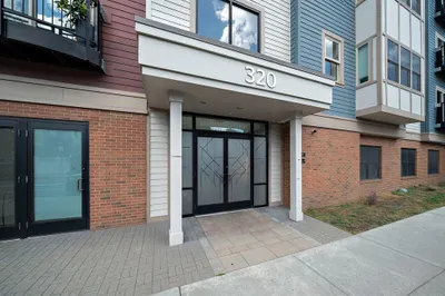 320 Maverick Street #405