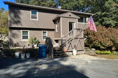 42 Hovey Road 1