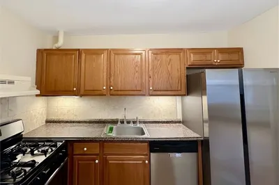 44 Smith St #1 1