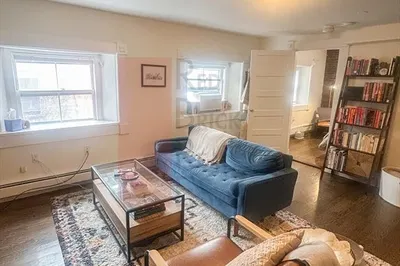 65 Hancock St #4R