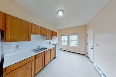 33 Elmore Street #3