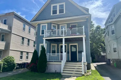25 Seymour St #3