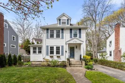 68 Willowdean Avenue