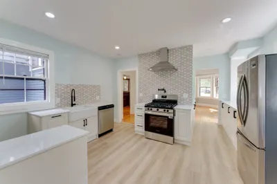 30 Firglade Ave 1