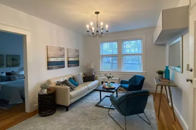 175 Kent St #4