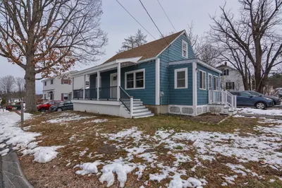 25 Warren Ave