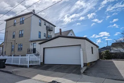 483 Stafford Rd 1