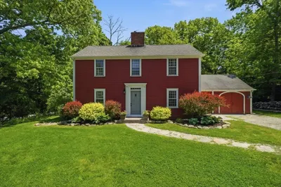 46 Willard Rd 1