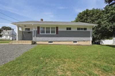 2228 Acushnet Ave 1