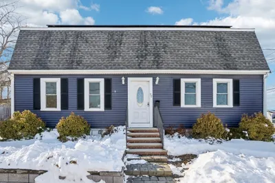 72 Canton Street 1