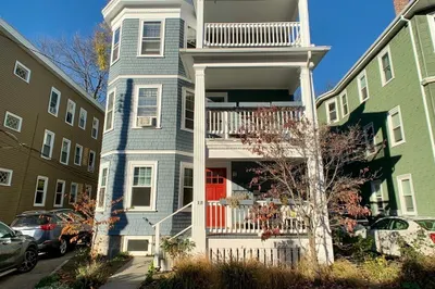 12 Rosemary St #1