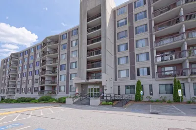 1500 Worcester Rd #201 1
