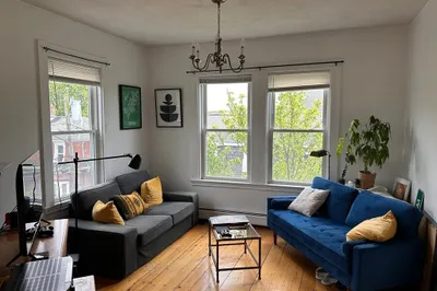 35 Houghton St #3