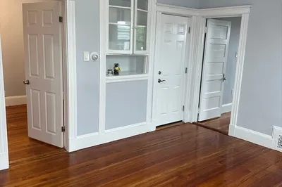 98 Irving St #3 1