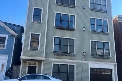 354 Dorchester St #4