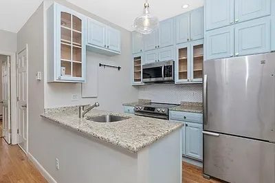 15 Follen St #2